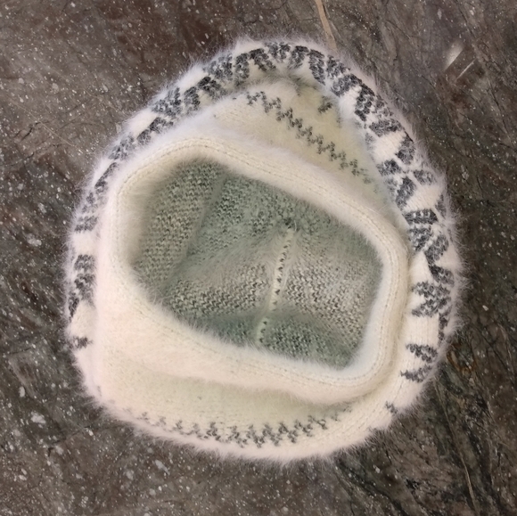 Like New, Angora Rabbit Fur Knit Winter Beret main image 4